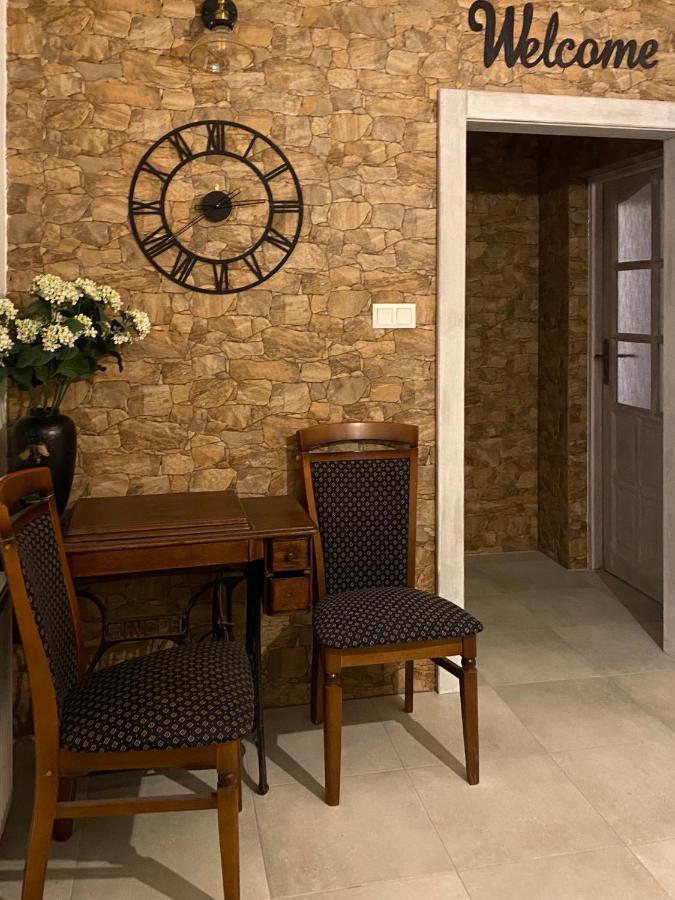 Penzion Vila Petra Bed&Breakfast Veľký Slavkov Eksteriør billede
