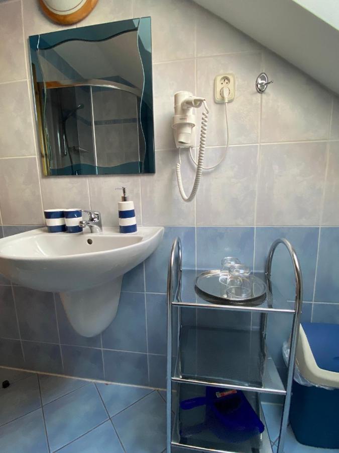Penzion Vila Petra Bed&Breakfast Veľký Slavkov Eksteriør billede