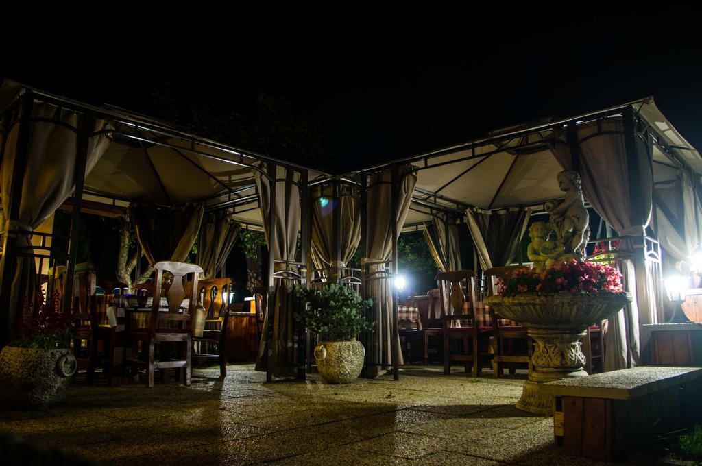 Penzion Vila Petra Bed&Breakfast Veľký Slavkov Eksteriør billede